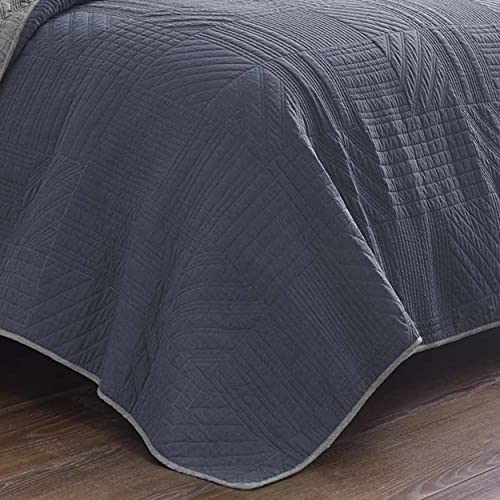 Image of Eddie Bauer - Queen Quilt Set with Shams, Reversible Bedding, Soft & Breathable, Lightweight All-Season, Hidden Lake Blue