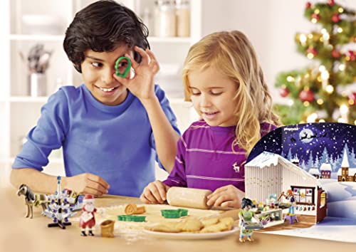 PLAYMOBIL Christmas 71088 Adventskalender für Kinder: Weihnachtsbacken mit Plätzchenformen, Inkl. Spielzeug-Bäckerei… – Ansicht 3