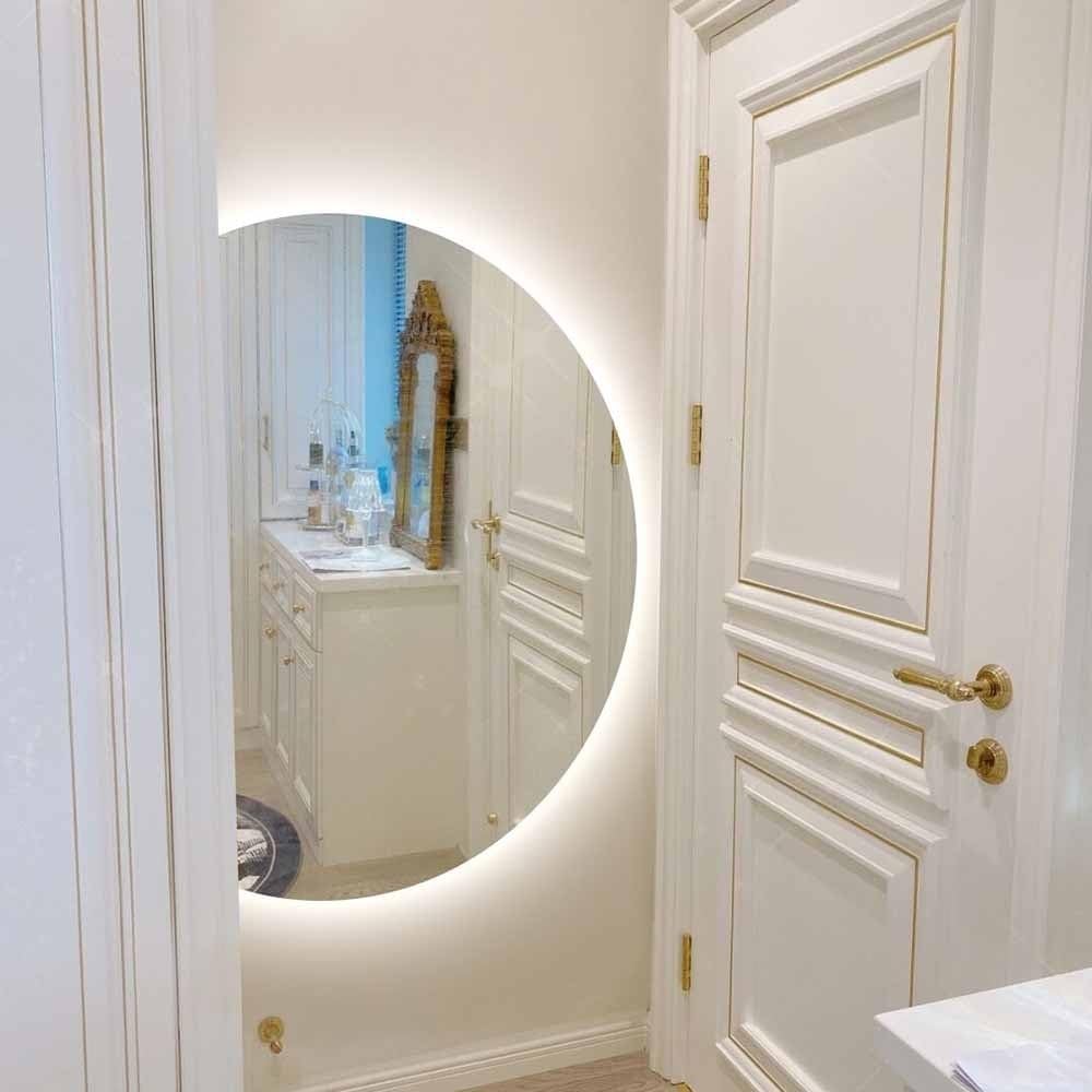Specchio Espejo de baño con retroiluminación LED de media luna de 63 x 89 cm. Montaje en pared, regulable, antivaho, elegante diseño semicircular. Ideal para decoración del hogar y baños modernos