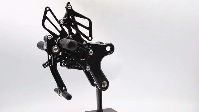 Amazon.com: FXCNC CNC Billet Motorcycle Adjustable Rearsets Foot