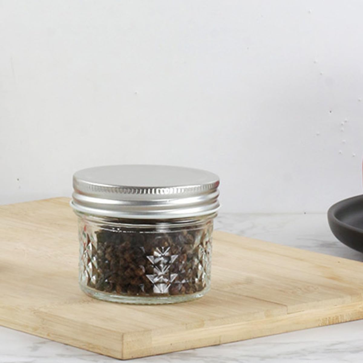 Kichvoe Barattoli di Vetro Trasparenti Piccoli 100ml Set da 8 Coperchio Sigillato per Cucina, Contenitori Ermetici per Marmellata, Dolci e Conserve, Vasetti per Alimenti Freschi