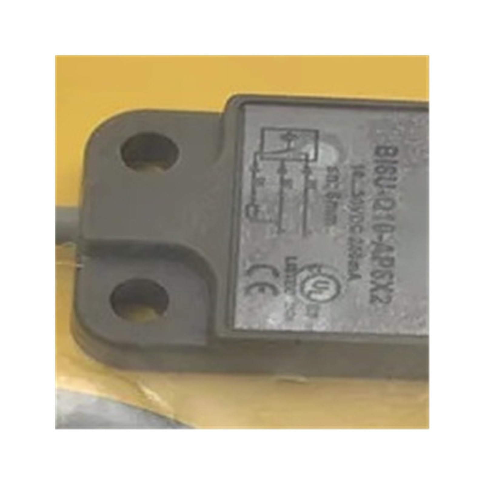 Détecteur BI8U-Q10-AP6X2-V1131 Factor 1 résistant aux champs