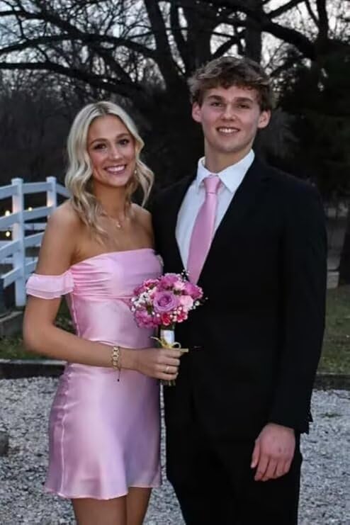 Satin Homecoming Dresses for Teens 2025 Off Shoulder Short Prom Dress for Women Strapless Mini Cocktail Party Gown4