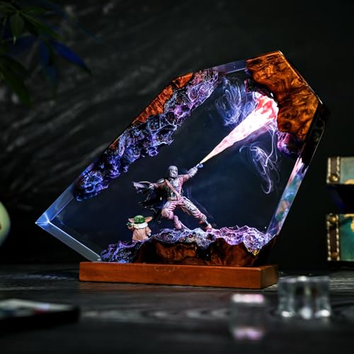 FIYSON 3D The Mandalorian Epoxidharz Nachtlicht Harz-Star Wars Figuren Ornamente mit Holzsockel Nachttischlampe mit USB-Kabel und 16 Farbe Remote Mehrfarbige LED Nacht Lampe Desktop Dekor (Stil 5)