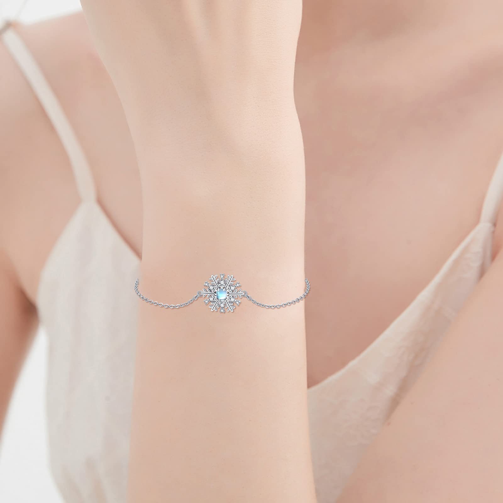 Midir&Etain Schneeflocke Armband 925 Sterling Silber Mondstein Schneeflocke Armband Schneeflocke Schmuck Weihnachten Geschenke für Frauen Mädchen Girlfeirnd