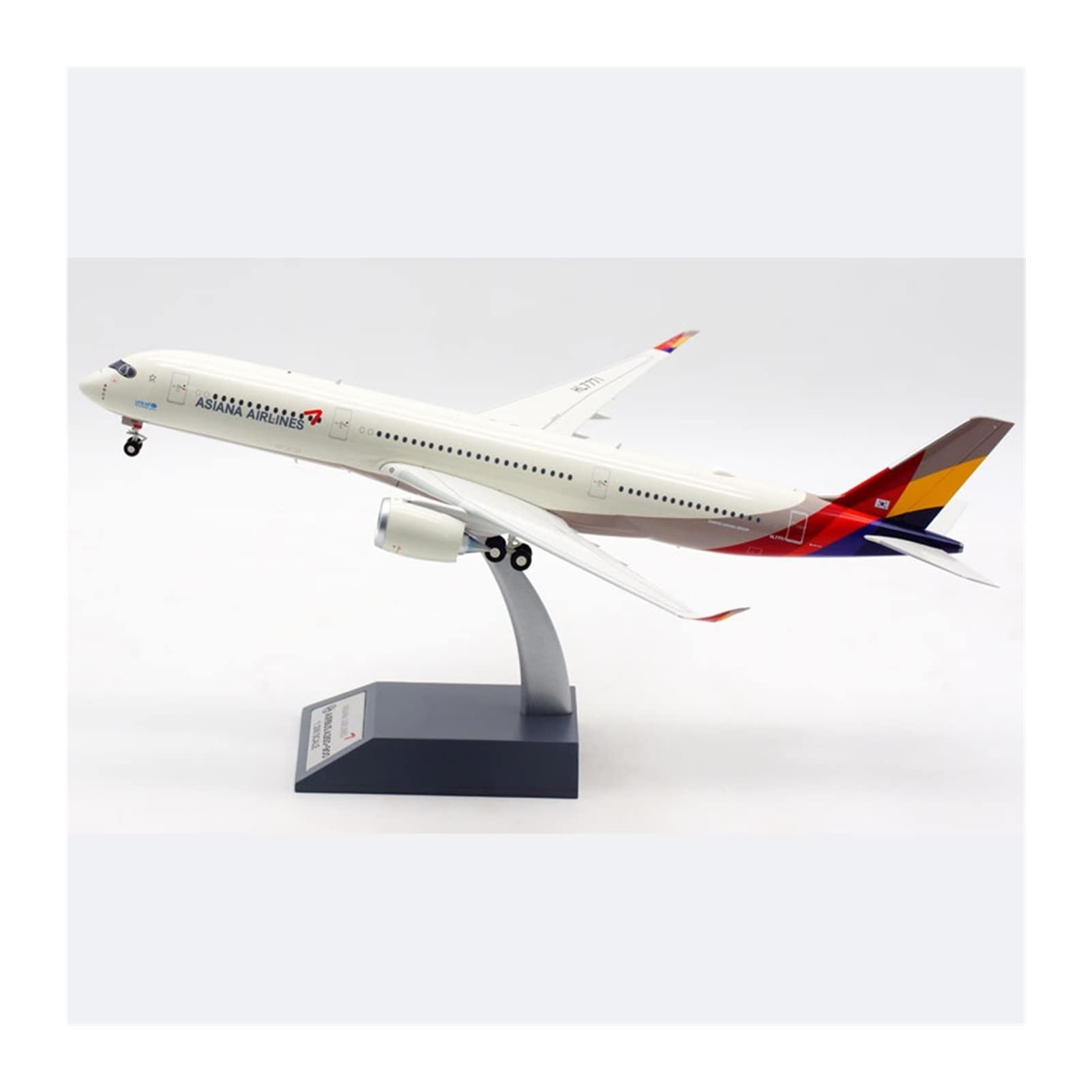 Amazon.com: PHYUIDS for: Die Casting 1/200 Scale Asiana Airlines