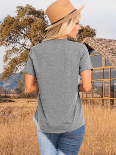 Women Summer Beach Tops Trees Print V Neck Short Sleeve Coconut Tree T Shirt Funny Graphic Tees4