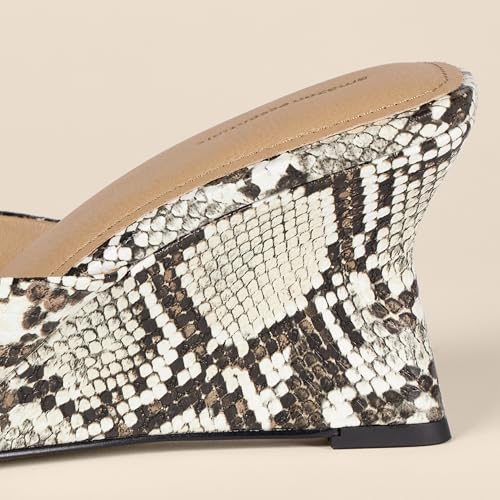 Image of Amazon Essentials Women's Wedge Sandals