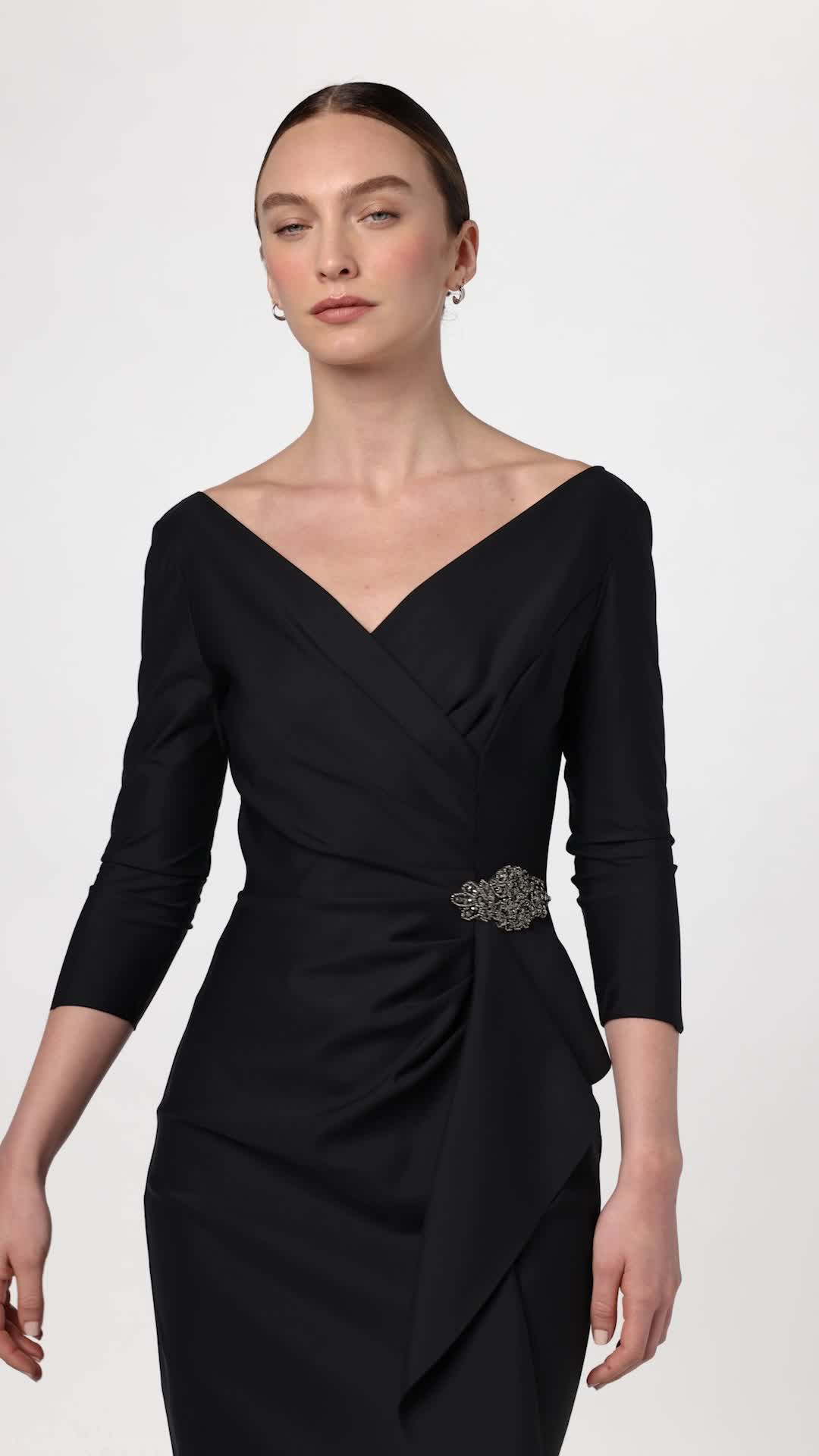 Amazon.com: Alex Evenings Women's Slimming Long Length  Sleeve Mother of  The Bride Dress with Cascade Ruffle Skirt and Side Ruching, Black Ruffle, 2  : Clothing, Shoes & Jewelry