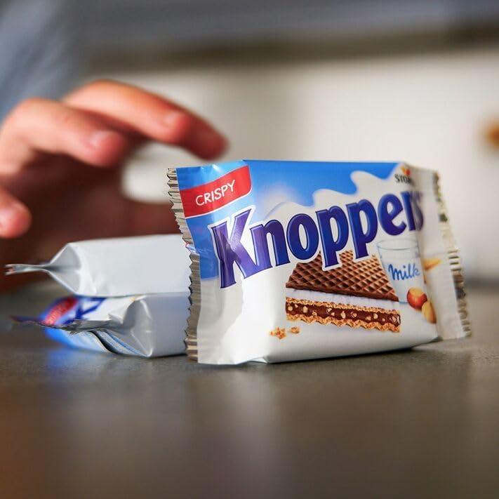 Image of Knopperss Crispy Wafers with Nougat and Milk Cream - | German Imported Chocolate Wafer Snack | Creamy Milk & Crunchy Wafers Big Pack 15 x 25g Bars
