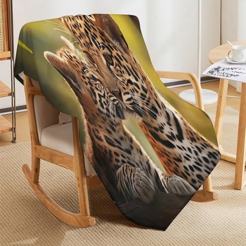 Manta de forro polar de leopardo ideal para tardes de pelicula en el sofa 5