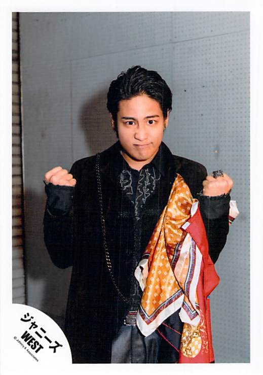 Amazon.co.jp: ジャニーズWEST 桐山照史 公式写真 写真 フォト