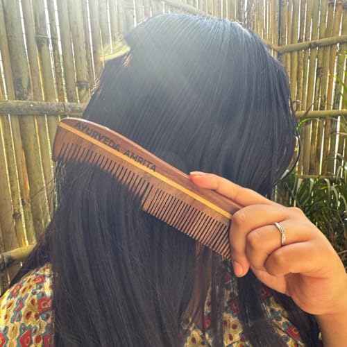 Image of Organic Sheesham Wood Comb, Twin Tooth Curve (Pack of 1) - Handcrafted Eco-Friendly Detangler for Hair Growth, Stimulates the Scalp | Frizz Control, suitable for all Hair Types