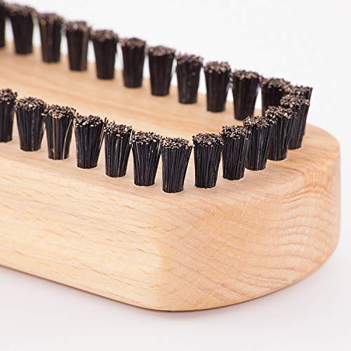 スムーズに毛玉のお手入れができるのは、毛先がT字に加工されているからです。繊細な加工技術によって、ニットを傷めずに毛玉のケアが叶います。