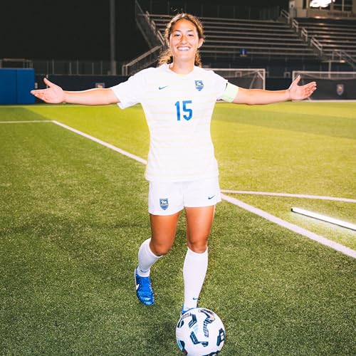 Couverture de Chloe Minas: Between The Sessions