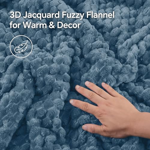 Image of BEDELITE Fluffy Queen Comforter Set - Blue Fog Fleece Soft Comforter for Queen Size Bed, Luxury Warm Bedding Set for Winter, Fuzzy Bed Set 3 Pieces (1 Comforter, 2 Pillowcases)