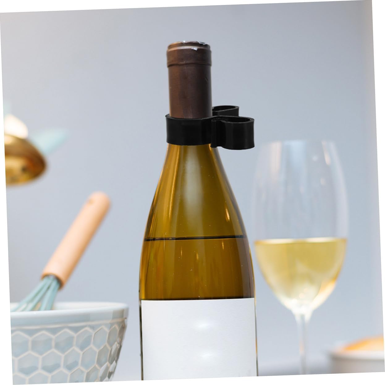 24pcs Plastic Bottle Clips with Dual Holders for Wine Bottles