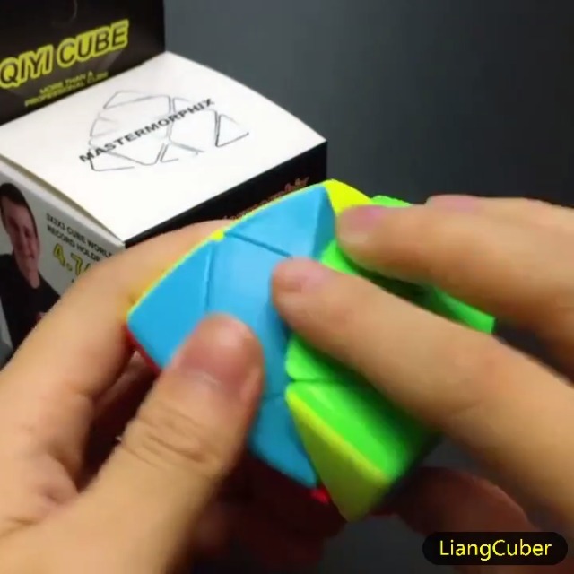 LiangCuber QY Toys Mastermorphix 3x3 Speed Cube Stickerless 3x3x3