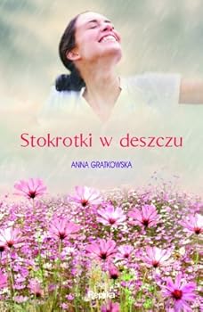 Paperback Stokrotki w deszczu [Polish] Book