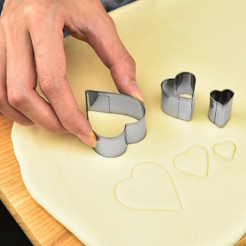 Amazon | クッキー型 24個セット 型抜き ステンレス 抜き型 ハート 星