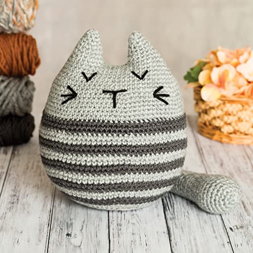 Image of Boye 42-40035 Small Plastic Yarn Needles for Crocheting and Sewing, Blue and Green, 2pcs