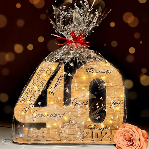 YUNLI Holz-Schild Gästebuch, 40 Geburtstag Frauen & Männer, Geburtstag Jubiläum mit LED Lichterkette und Cellophantüten, 2025 Holzschild Gästebuch Geburtstag, Geburtstagszahlen 40 Jahre Tischdeko YUNLI Holz-Schild Gästebuch, 40 Geburtstag Frauen & Männer, Geburtstag Jubiläum mit LED Lichterkette und Cellophantüten, 2025 Holzschild Gästebuch Geburtstag, Geburtstagszahlen 40 Jahre Tischdeko