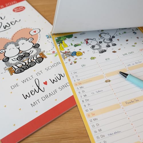 Planer für Zwei 2026: Wandkalender mit zwölf Monatsseiten mit 4 Spalten zum Planen, Spiralbindung, inklusive Stickerbogen mit 250 Aufklebern.