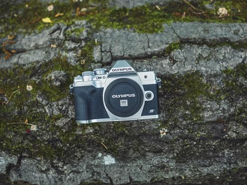 OM SYSTEM Olympus E-M10 Mark IV Silver Micro Four Thirds System Camera 20MP Sensor 5-Axis Image Stabilization 4K Video Wi-Fi | 20.3MP Live Mos, 5-Axis Ibis Up to 4.5 Ev, 4K Video, 121-Point Af, 3-Inch Flip Touchscreen, WI-FI and Bluetooth - Image 6