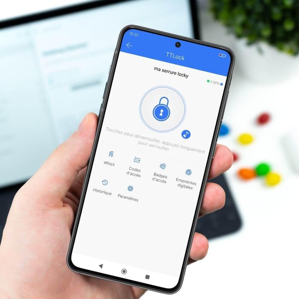 LOCKY-2 Serrure connectée Biométrique, Code, Badge, App, Wi-Fi intégré, Bluetooth