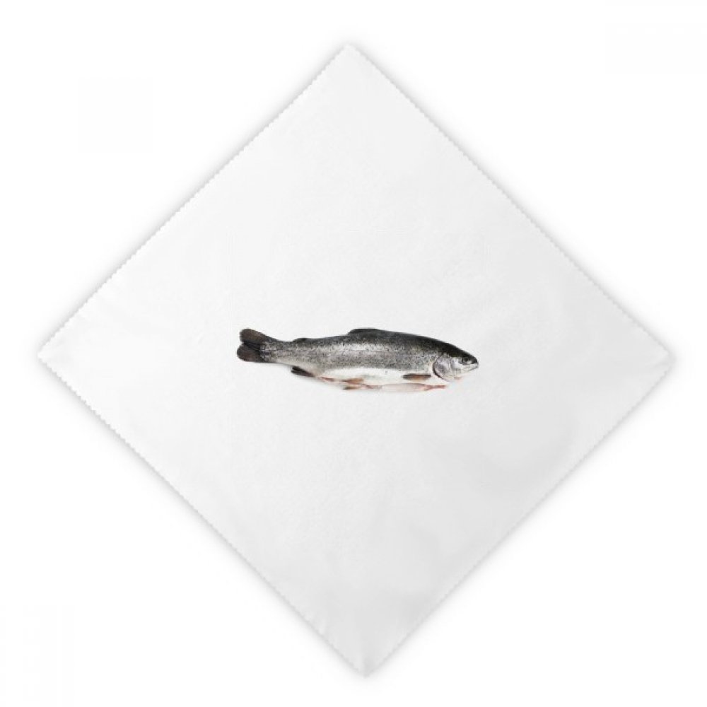 Serviettes en tissu réutilisable motif océan poisson frais gris nappe blanche et décoration repas