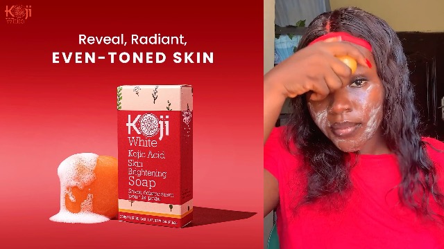 koji white kojic acid & glutathione skin brightening soap Kojic Acid & Vitamin C Skin Brightening Soap (2 Bars) main image 0