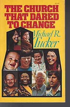Paperback The church that dared to change Book