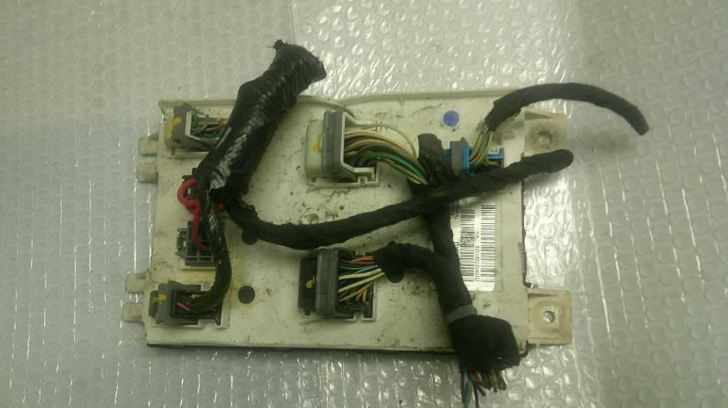 Interior Cabin Body Control BCM Fits 13 Compatible with Dodge Journey P68164833AD 68164833AD