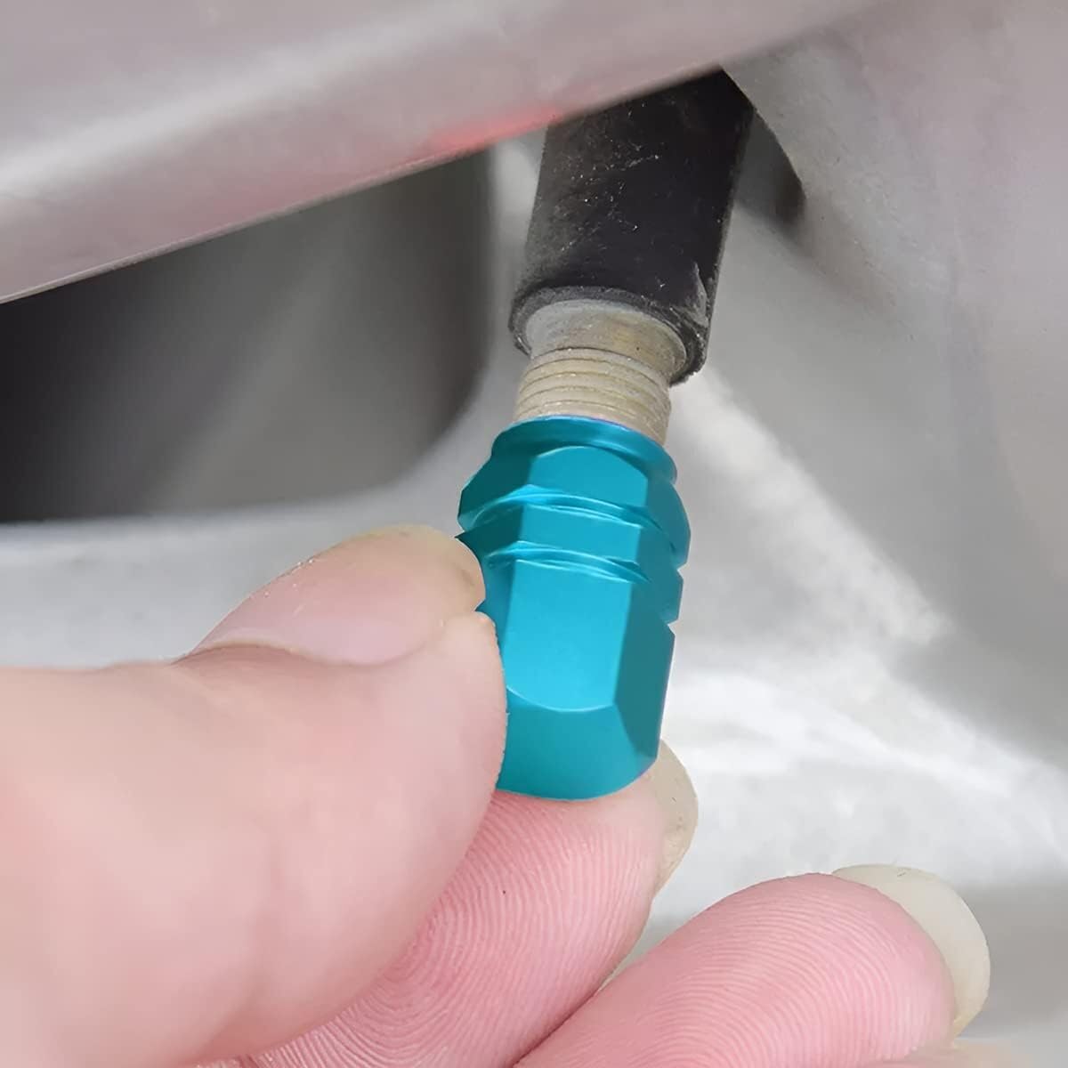 Tappi for pneumatici in lega di alluminio