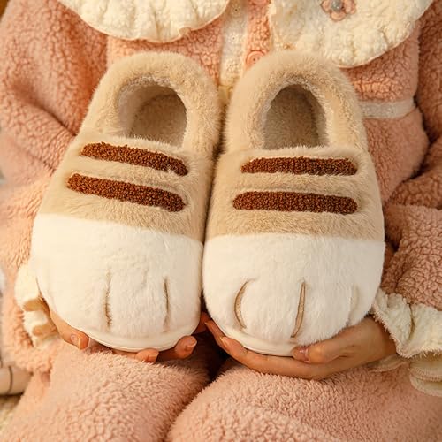 Plush cat paw slippers，non-slip soles, cozy and cute slippers3