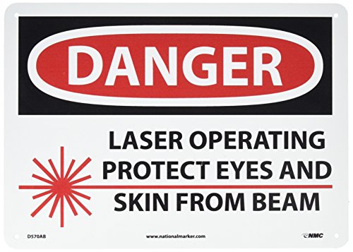 Panneau Danger Laser Operating pour sécuriser vos ateliers de découpe et laboratoires NMC