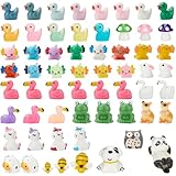 Ensemble de mini animaux mignons : cette collection de 60 mini animaux en résine dispose d'adorables figurines d'animaux minuscules y compris des canards, des lapins, des chiens, des écureuils, et plus encore, parfait pour ajouter des détails ludiques à n'importe quel espace.