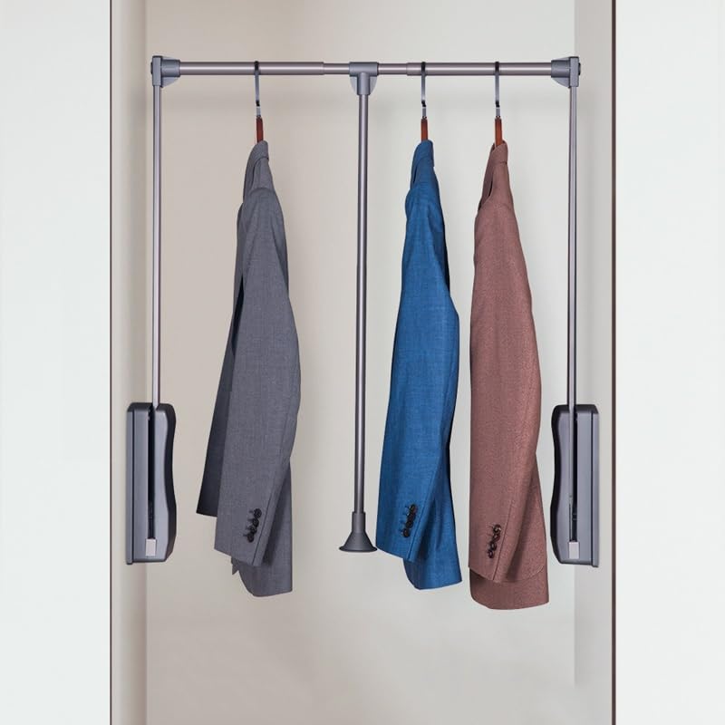 Tringle de penderie pour placard haut, fini les vêtements hors de portée