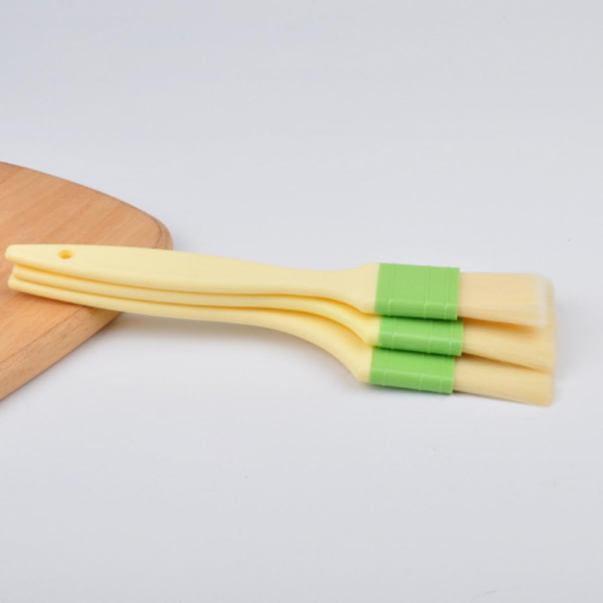 Basting Brush for Baking Cakes and Steak, Wool Plastic Handle