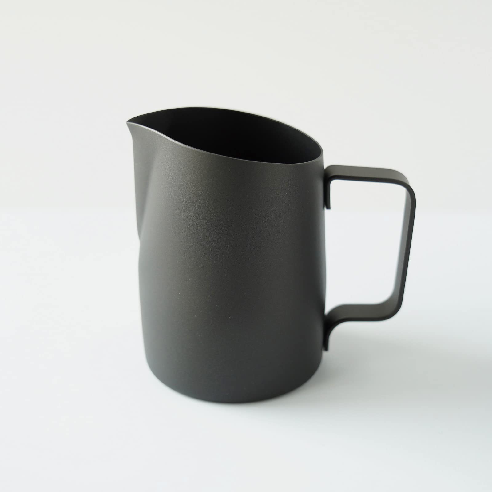 KRUVE CREATE ラテアートピッチャー 15oz KRUVE CREATE ラテアートピッチャー 15oz CREATE Latte Pitcher