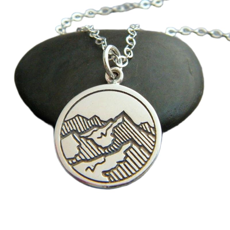 Colgante con elemento tierra de montaña en plata ideal para regalar