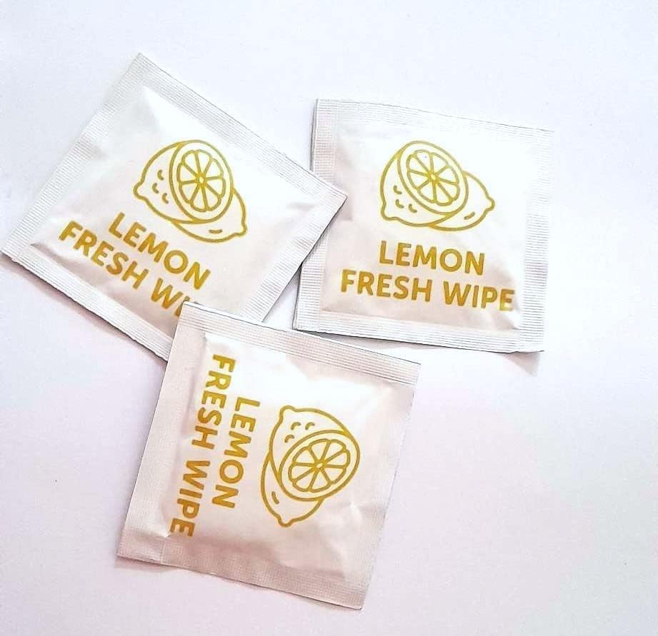 500 x Freshening Lemon Scented Moist Wipes Hand Wipes Sachets Wet Wipes Foil Wrapped Hygienic Handy Wipes for Travel Tour