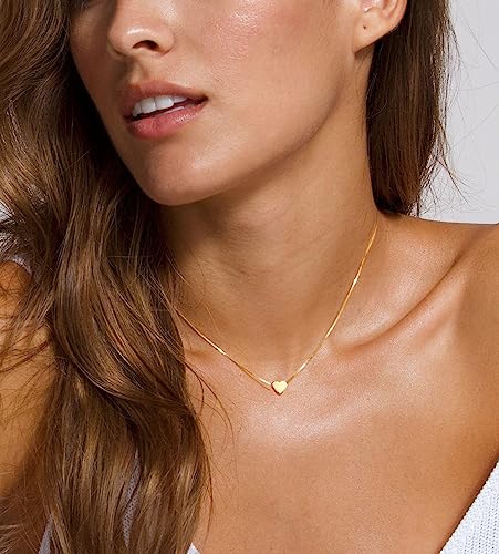 Foxgirl Gold Heart Necklaces for Women 14k Gold Plated Pendant Necklace Simple Cute Necklaces for Women Dainty Layered Choker Necklaces for Women Gold Jewelry for Teen Girls2