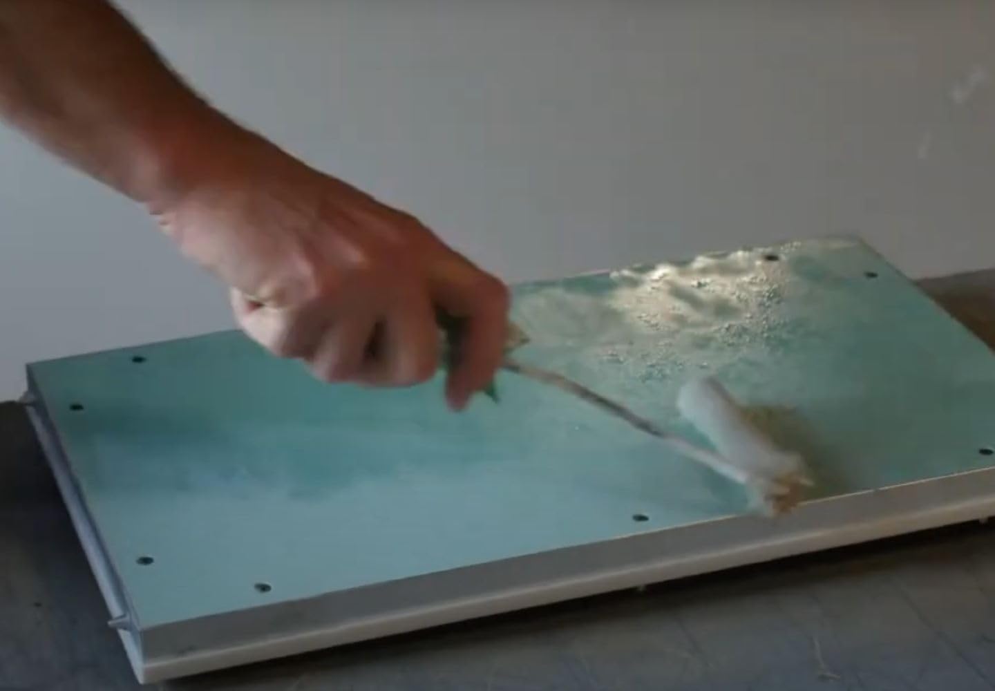 Botole di ispezione piastrellabili per strutture in cartongesso da interno con anta estraibile: per lastre da mm. 12.5 - Per uso interno - Variante piastrellabile con coni (60xh40)