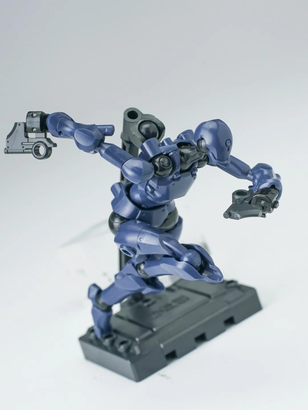 Amazon.com: Sheik Mainland 3MIN-A Assaulter Blue 1/18 Scale Action