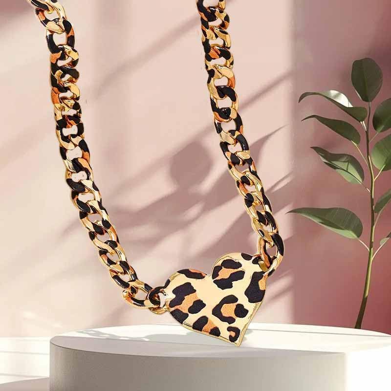 Leopard Necklaces for Women Chunky Gold Heart Necklace Thick Leopard Choker Necklaces Trendy Cuban Chain Jewelry Statement Leopards Accessories - Image 5