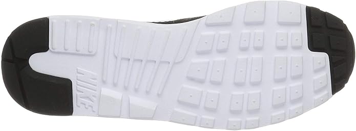 Amazon.com: Nike Air Max Tavas para mujer, Negro, 10 : Ropa, Zapatos y  Joyería