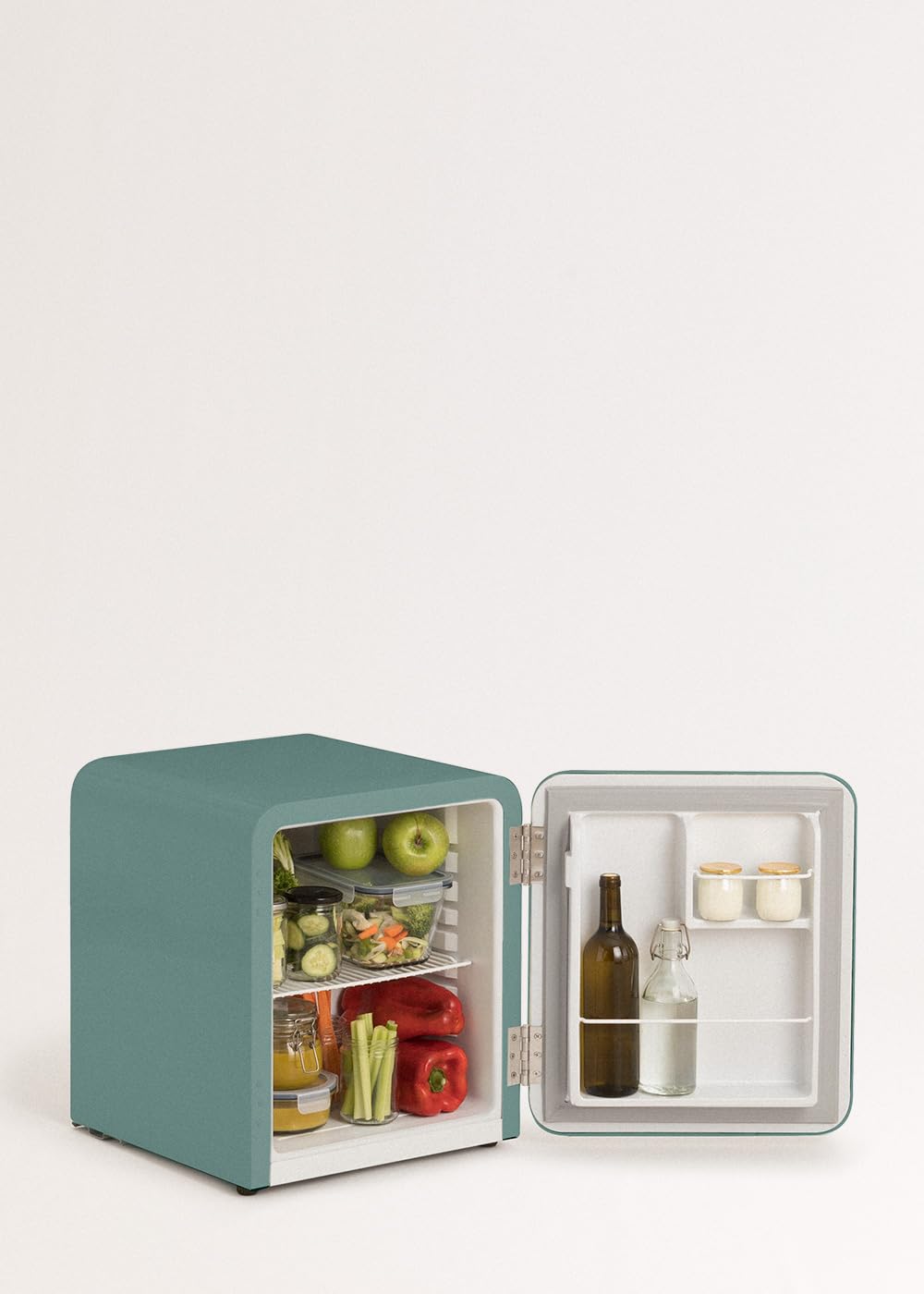 CREATE / RETRO FRIDGE 50 WOOD/Refrigerator green sage wood handle / 85W. minibar. one shelf. retro design. 50 cm. two shelves. capacity of 48L. low consumption. 50x44x50 cm — view 3