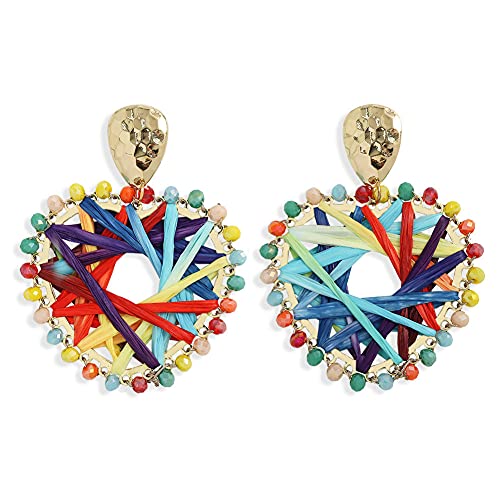 Preisvergleich Produktbild GGSDDU Handgeflochtene geometrische Rattan-Ohrringe für Damen, Retro-Urlaubs-Stil, modische Hängeohrringe mit bunten Perlen in Herzform