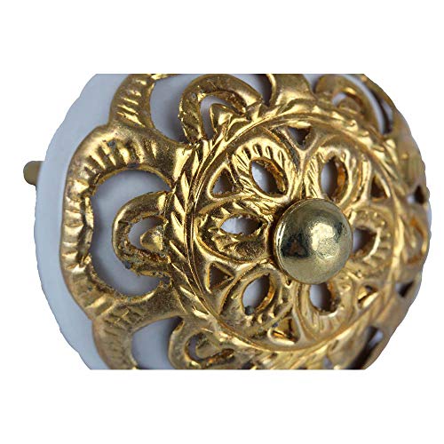 Puxador Cerâmica Trabalhado Dourado 4X4X3cm